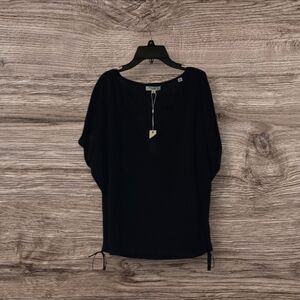 Max Studio Navy Top Beautiful Spring